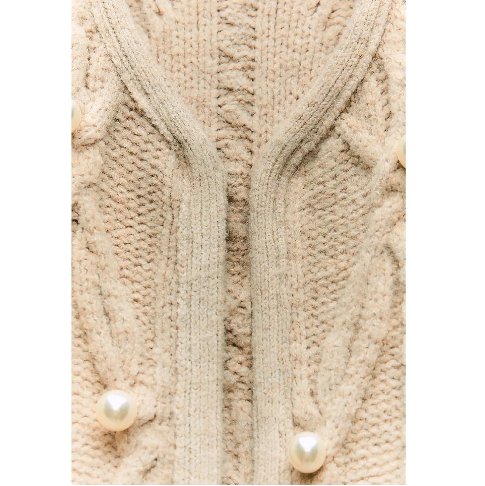 PEARL CABLE KNIT CARDIGAN SIZE L - Picture 8 of 8